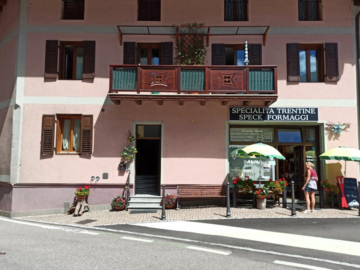 La Casa Di Nonna Lia Daire Dimaro Dış mekan fotoğraf